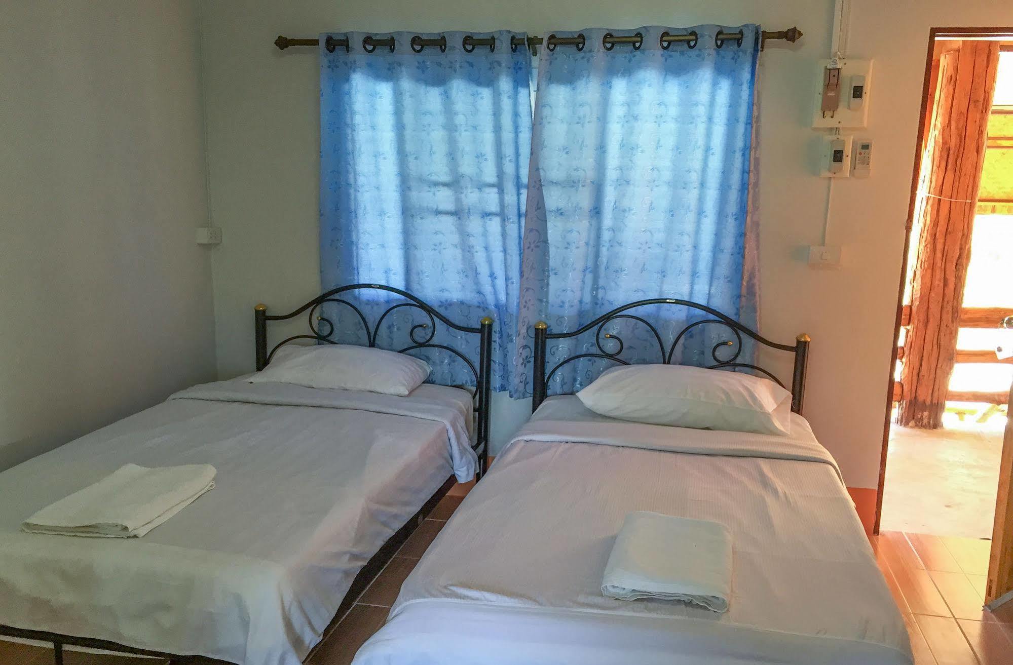 Baan Khue Wieng Resort Mae Sariang Esterno foto